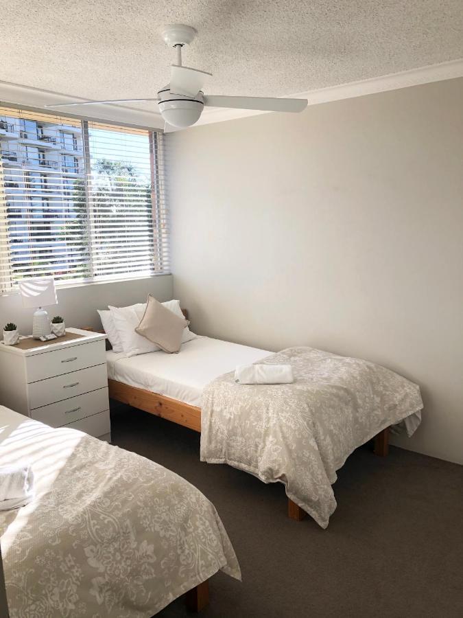Oceania On Burleigh Beach 골드코스트 외부 사진