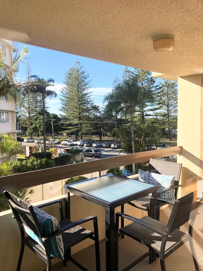 Oceania On Burleigh Beach 골드코스트 외부 사진