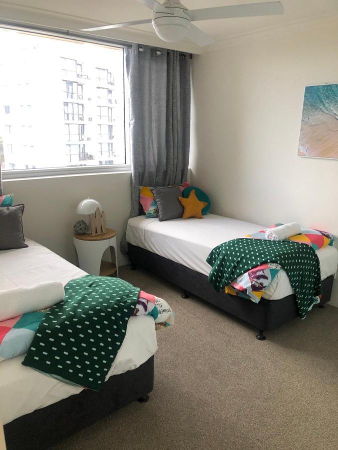 Oceania On Burleigh Beach 골드코스트 외부 사진